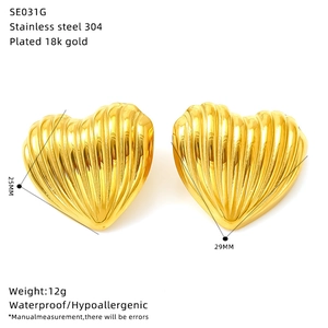 Textured heart-shaped 18k gold plated stainless steel earrings with product specifications