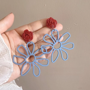 Contrast Color Flower Drop Earrings Resin Rose Hollow Daisy Dangle With Silver Earring Post Vintage Sweet Style Women