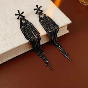 Boucles D Oreilles Pendantes Fleur Pompon Strass Cuivre Noir Bijoux Avec Tige En Argent Sterling 925 Pour Femmes
