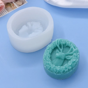 Silicone deer wreath mold for DIY cake decorating and handmade soap crafts