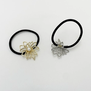 Elegant pearl flower elastic hair ties in gold and silver hollow geometric designs