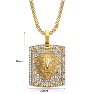 Dimensions détaillées du collier pendentif tête de lion plaqué or avec marquages de taille