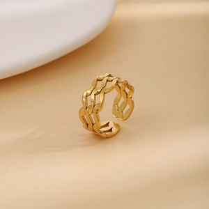 Vintage golden hollow chain pattern open ring with adjustable minimalist design for women