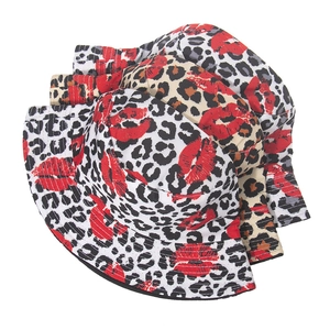 Fashionable leopard print and red lip bucket hat with a reversible wide brim design