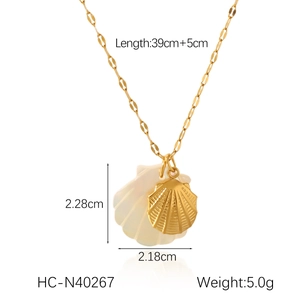 Detail of 18K gold starfish and shell pendant necklace showing 39cm length and dimensions