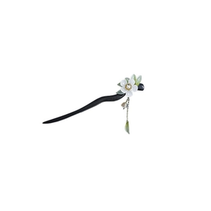 Retro wooden hair stick with white magnolia flower and elegant tassel for hanfu style