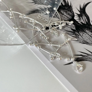 Minimalist 925 sterling silver ball necklace with geometric link design and lobster clasp
