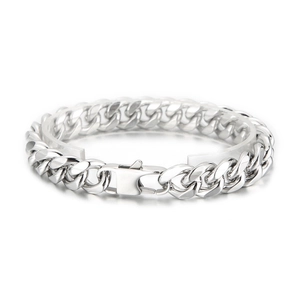 Classic silver Cuban chain bracelet for men in polished titanium steel with rectangular clasp