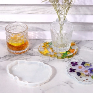 DIY translucent silicone resin molds for irregular wave coasters with dried flower samples
