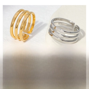 Detailed specs of hollowed triple-line stainless steel open ring in gold and steel colors