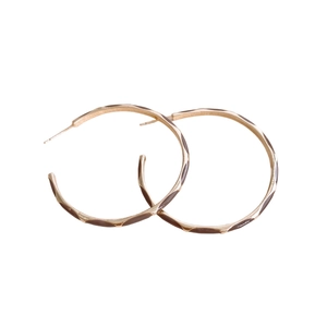 Retro round gold hoop earrings with brown enamel geometric pattern for women