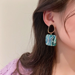 Vintage green acrylic geometric drop earrings for women with silver pins and marble texture
