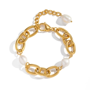 18K gold plated stainless steel chunky chain bracelet with natural freshwater pearls
