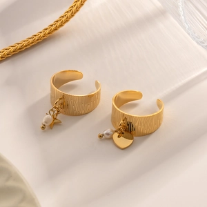 18K gold plated wide textured open ring with star charm and pearl detailing