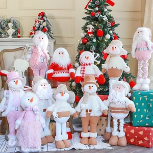 Bambole natalizie in peluche con Babbo Natale e pupazzo di neve per decorazioni casa