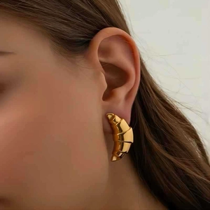 Boucles d'oreilles croissant en acier inoxydable plaqué or 18 carats style vintage
