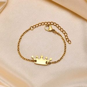 Polished gold-tone stainless steel crown pendant bracelet with lobster clasp and O-chain