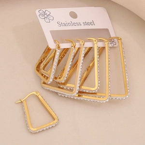 Set of gold-plated stainless steel geometric earrings with sparkling rhinestones on card