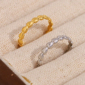Stainless Steel Heart Ring 18K Gold Plated Hollow Heart Linked Band Open Adjustable Retro Minimalist Elegant Jewelry Women