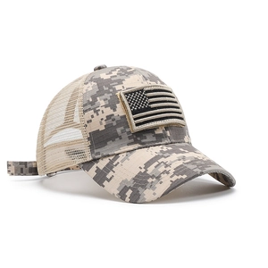 Gorra de béisbol de camuflaje digital con bordado de bandera USA y malla transpirable
