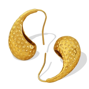Luxury 18K gold-plated teardrop earrings with vintage hammered texture and drop style