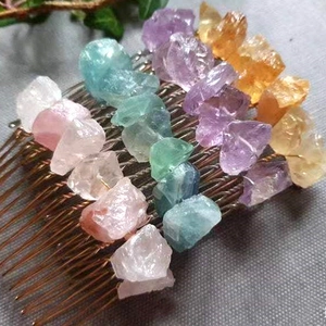 Peigne à Cheveux en Éclats de Cristal Naturel Améthyste Quartz Rose Fait à la Main Enveloppé de Fil Bijoux de Cheveux Bohème Mariage Femme
