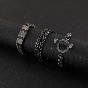Set de bracelets pour hommes en acier titane rétro avec texture martelée et double chaîne