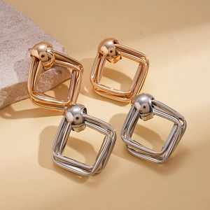 Boucles d'oreilles géométriques modernes en métal entrelacé, doré et argenté