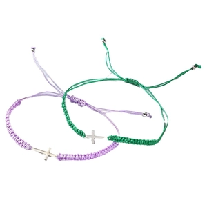 Pulseras de cruz trenzadas a mano ajustables en morado y verde para hombres y mujeres