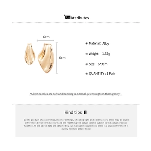 Detailed size specifications for gold alloy fishtail asymmetric irregular earrings