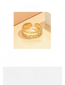 Detailed size guide and measurements for the chain design stainless steel gold ring