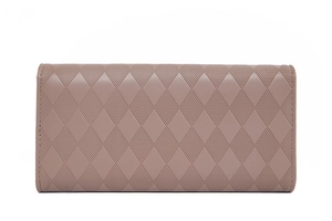 Detail of mauve PU leather wallet featuring elegant diamond lattice embossing texture