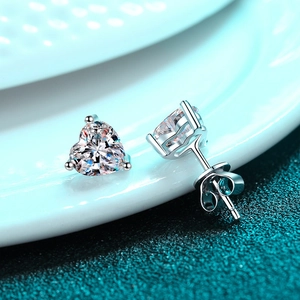 Sparkling S925 silver heart-cut moissanite stud earrings for women with minimalist design