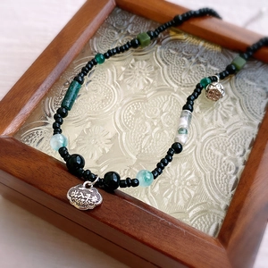 Collier Perles Pierre Naturelle Alliage Pendentif Serrure Pingan Lotus Choker Vintage Accessoire Pour Femmes