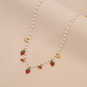 Gold-plated strawberry and heart pendant necklace with elegant white pearl chain