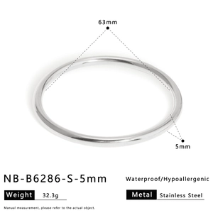 Detailed view of silver stainless steel bangle with 63mm diameter and 5mm width
