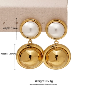 Boucles d'oreilles vintage en acier inoxydable avec grandes billes dorées et perles