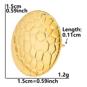 Detailed view of oval golden stainless steel stud earring with honeycomb texture and dimensions