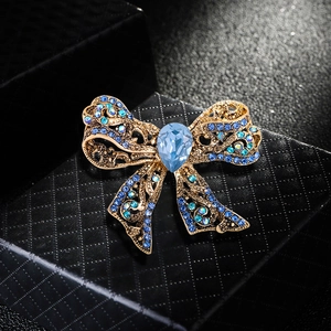 Vintage Bow Brooch For Women Luxury Alloy Rhinestone Crystal Inlaid Elegant Retro Corsage Jewelry Accessory