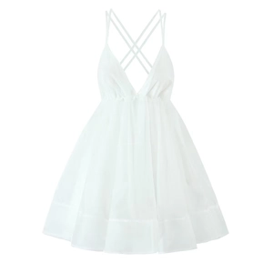 Robe courte blanche à décolleté plongeant avec dos nu et fines bretelles croisées