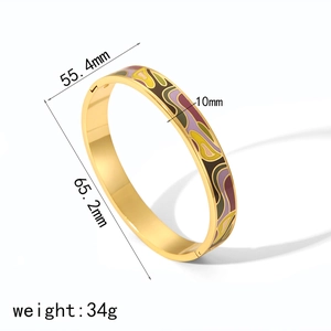 Detailed size chart of a 10mm wide gold enamel bangle with colorful wave patterns