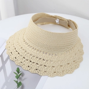 Visière en tricot ajouré beige pour femmes avec bord en dentelle pour protection solaire d'été