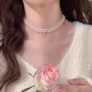 Retro Elegant Multi Layer Woven Imitation Artificial Pearl Choker Necklace For Women Stainless Steel Clavicle Chain Heart Accent