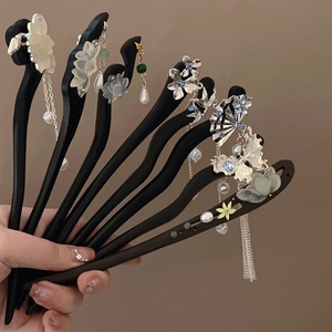 Pic À Cheveux Chinois Vintage En Bois Avec Pompon À Fleurs Alliage Papillon Pour Femmes Hanfu Style Élégant Traditionnel