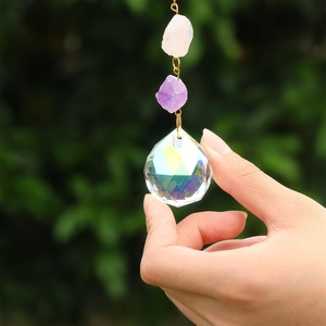 Attrape-soleil en cristal avec quartz rose, améthyste et boule de prisme facettée
