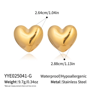 Detailed size specifications for gold heart earrings in waterproof stainless steel