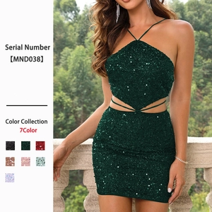 Top Sexy Con Paillettes Allacciato Al Collo E Minigonna Con Vita Svasata Completo Da Festa Aderente Per Donna