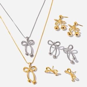 Edelstahl Schleife Herz Kirsche Anhänger Halskette Und Ohrstecker Set Gold Silber Strass Schmuck Für Damen Geschenk