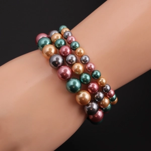 Bracciale a tre strati in perle di conchiglia multicolore eleganti verdi e dorate