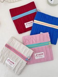 Colorful contrast zipper cosmetic bags in burgundy, blue, beige and pink nylon